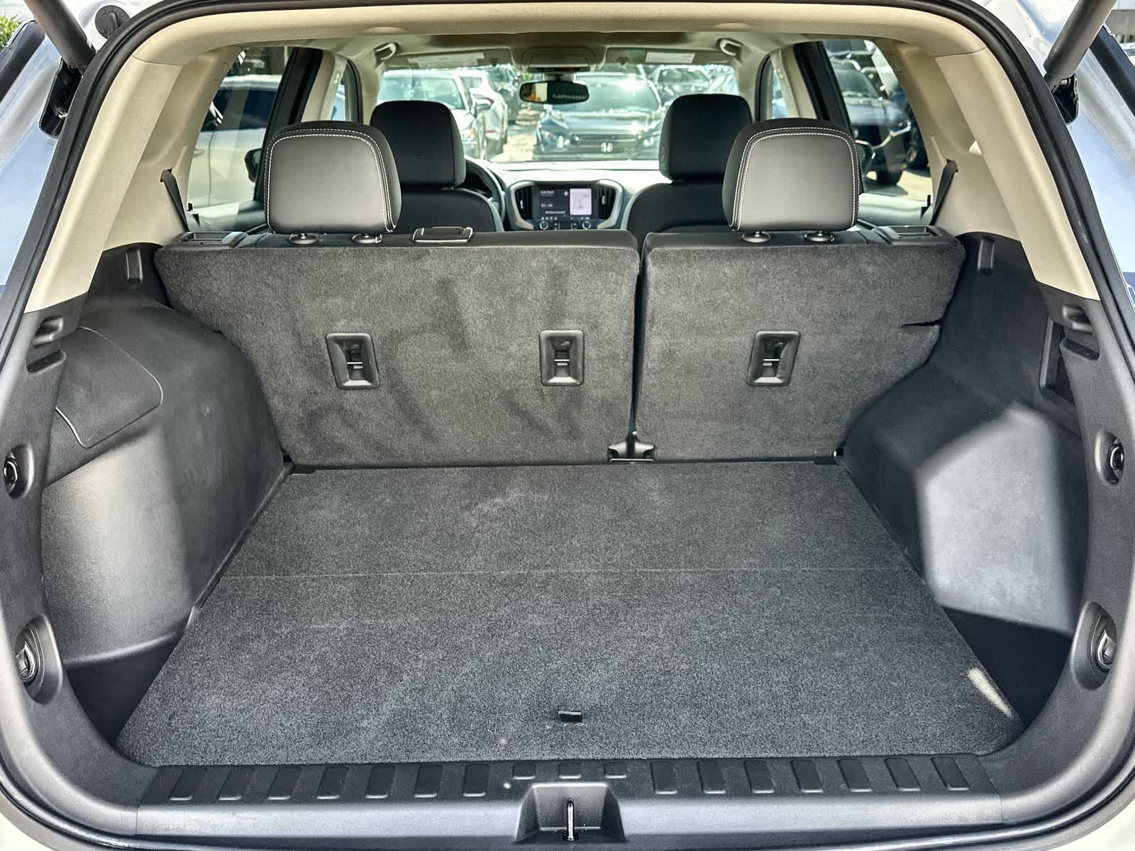 Thumbnail: 2022 GMC Terrain - 17