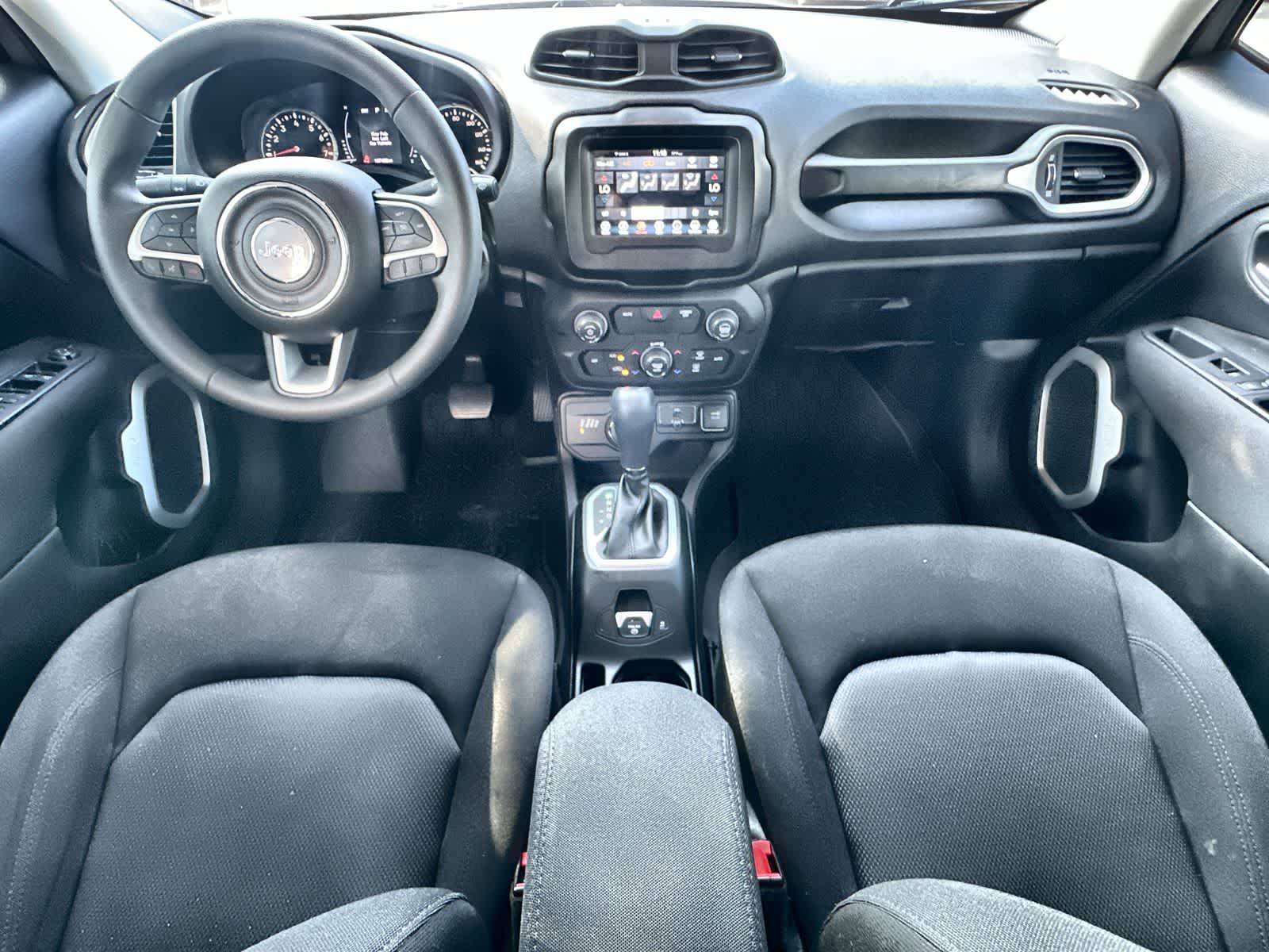 Thumbnail: 2018 Jeep Renegade - 10