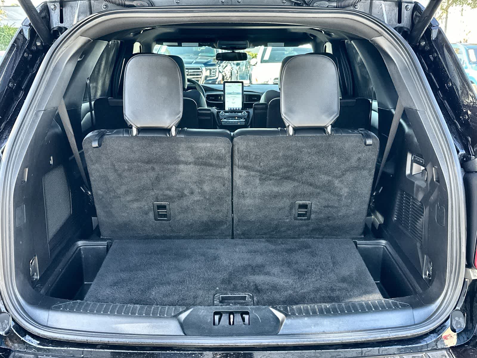 Thumbnail: 2021 Ford Explorer - 17