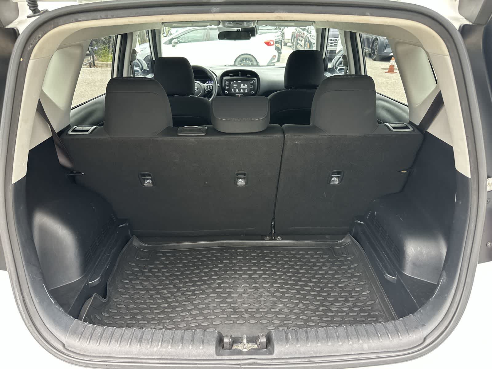 Thumbnail: 2021 Kia Soul - 16