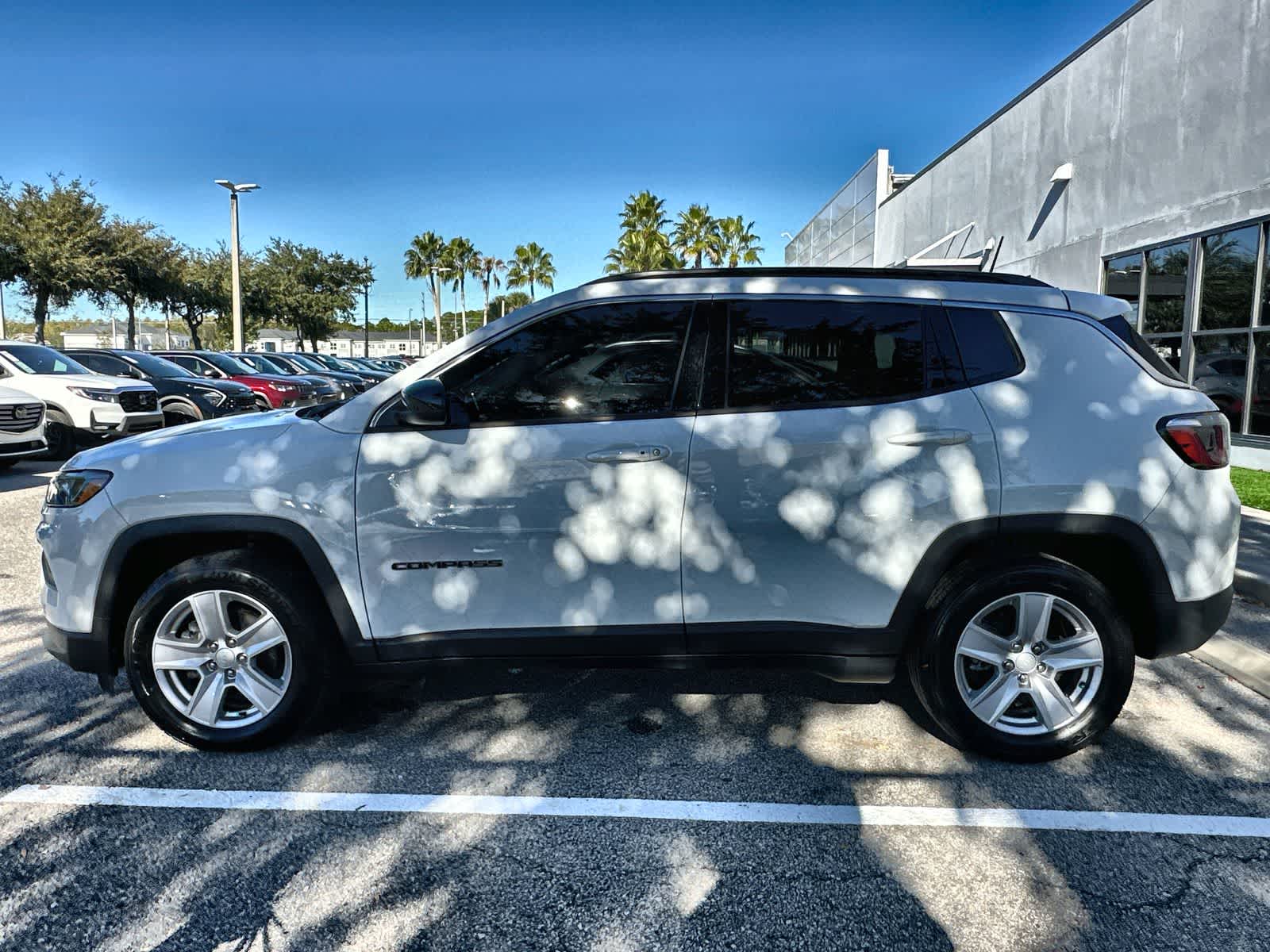 Thumbnail: 2022 Jeep Compass - 3