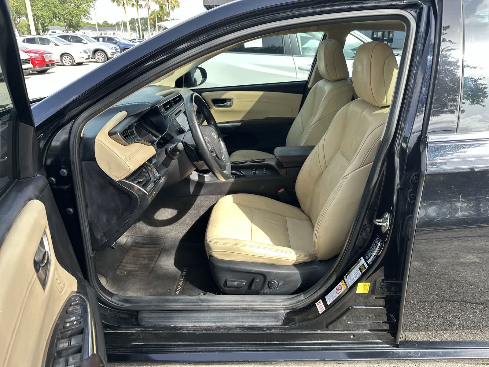 2016 Toyota Avalon Touring 2