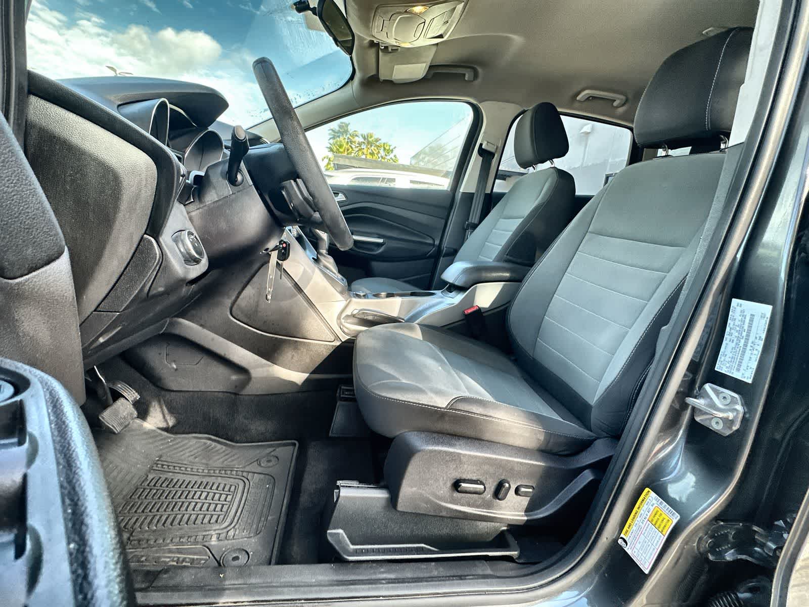 Thumbnail: 2016 Ford Escape - 3