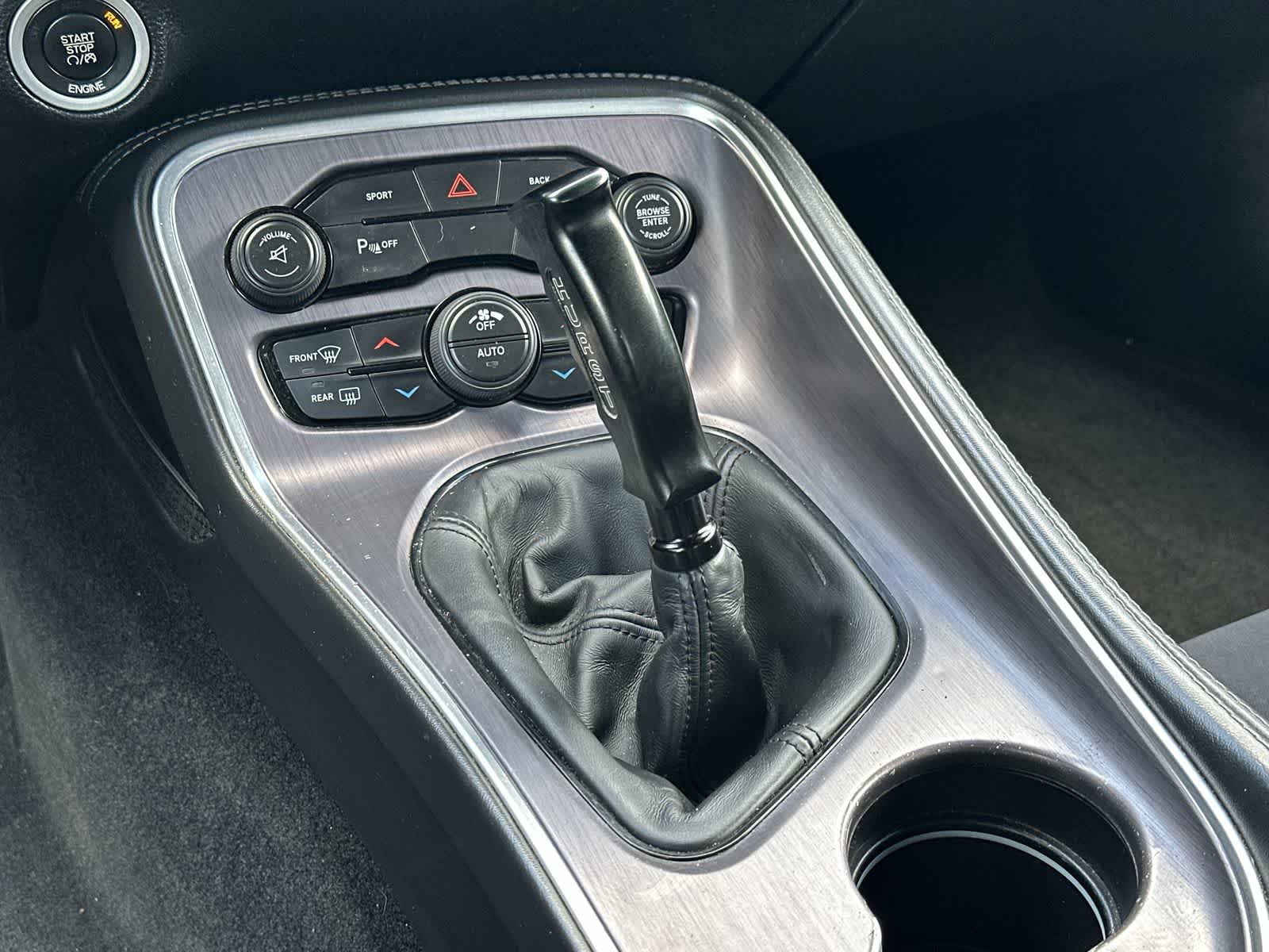 Thumbnail: 2015 Dodge Challenger - 17