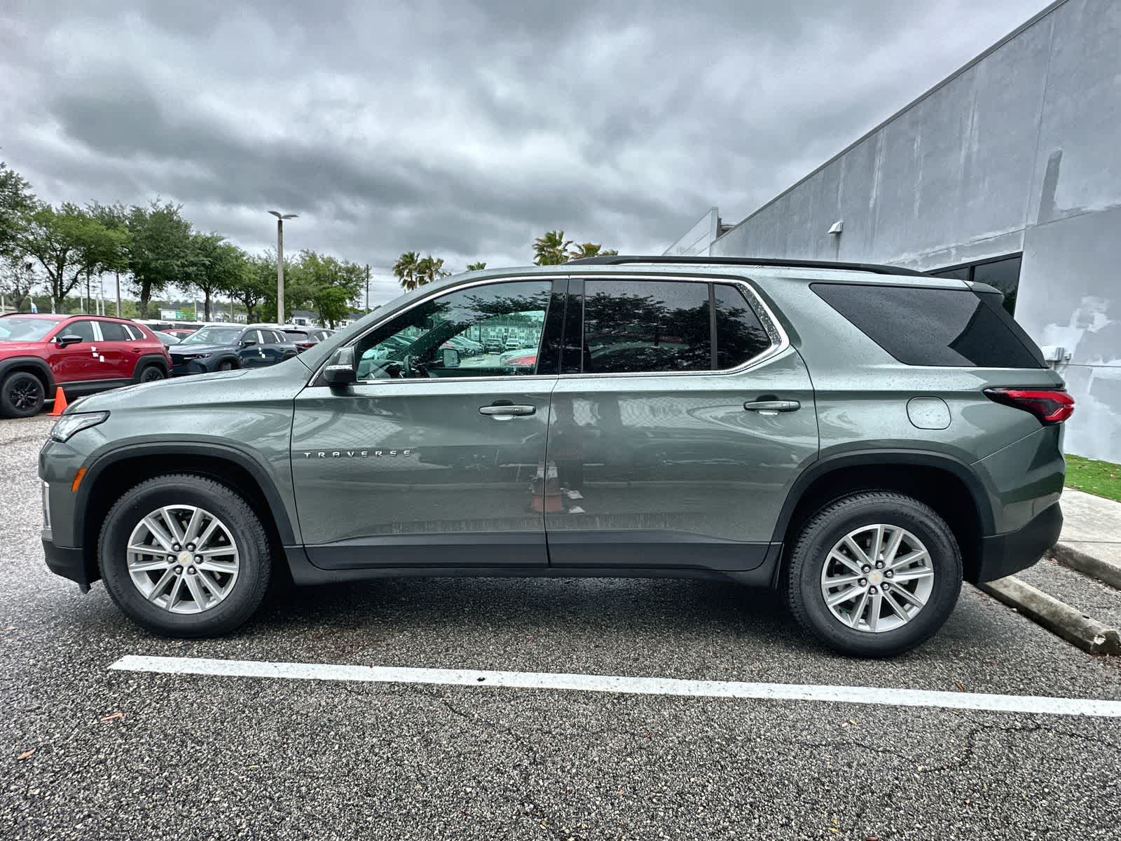 Thumbnail: 2023 Chevrolet Traverse - 5