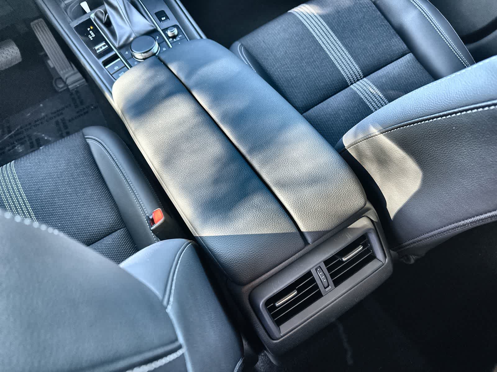 Thumbnail: 2026 Mazda CX-50 - 22