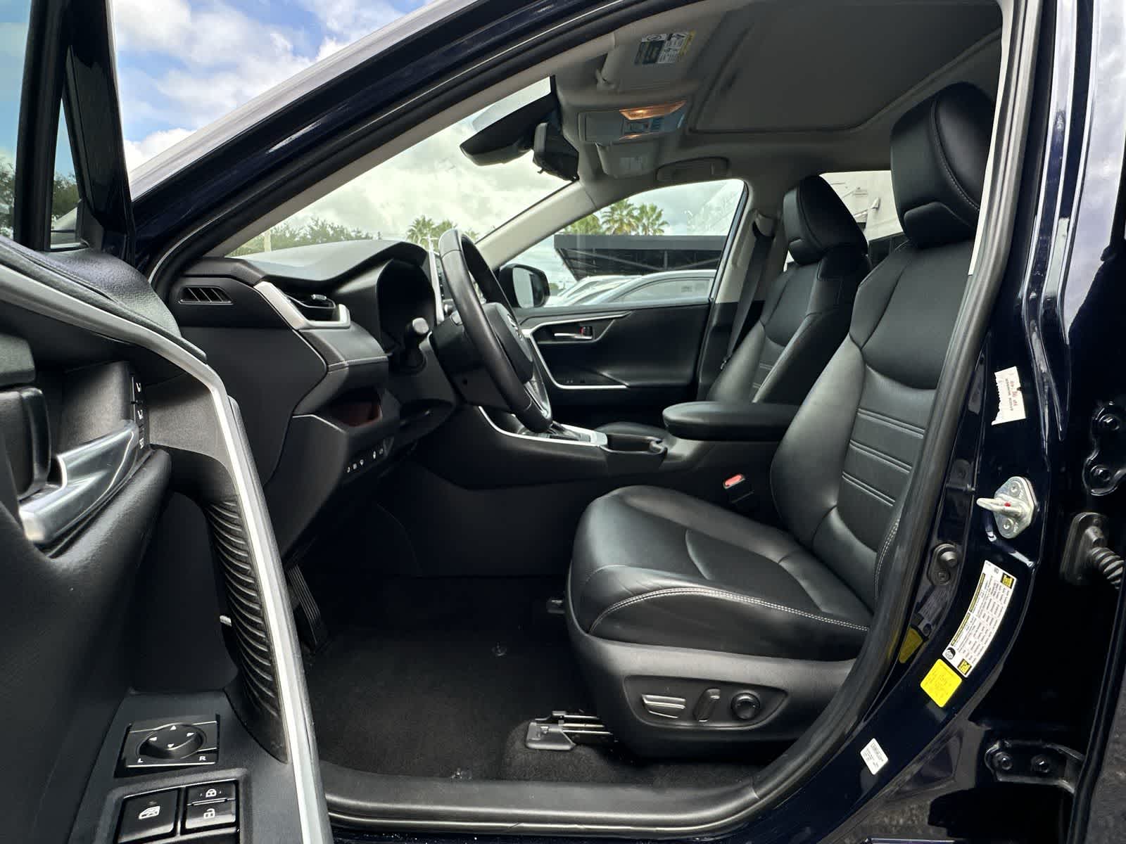Thumbnail: 2019 Toyota RAV4 - 2