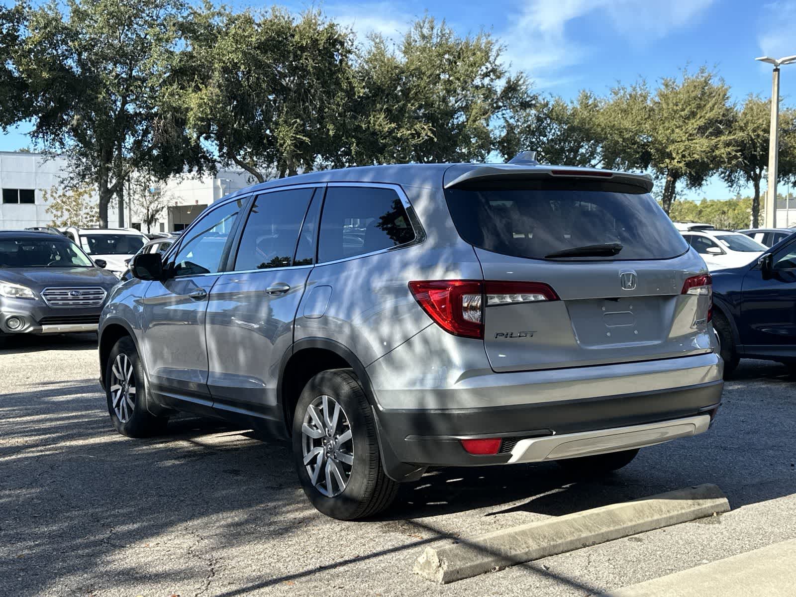Thumbnail: 2020 Honda Pilot - 4
