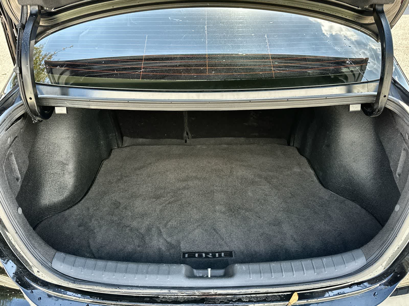 Thumbnail: 2023 Kia Forte - 17