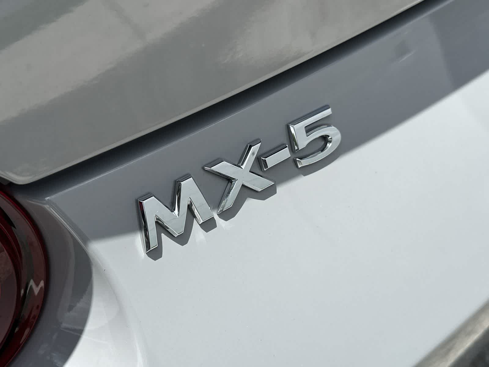 Thumbnail: 2025 Mazda MX-5 Miata - 8