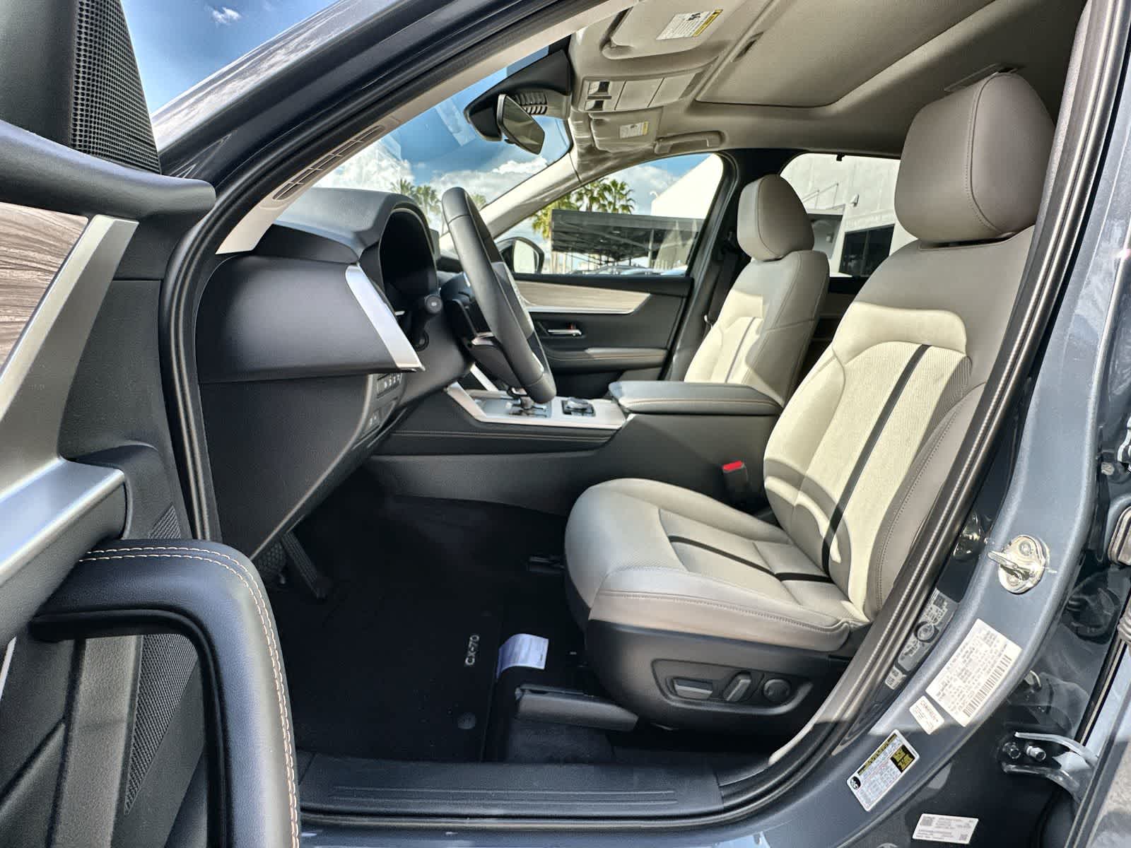 Thumbnail: 2026 Mazda CX-70 - 11