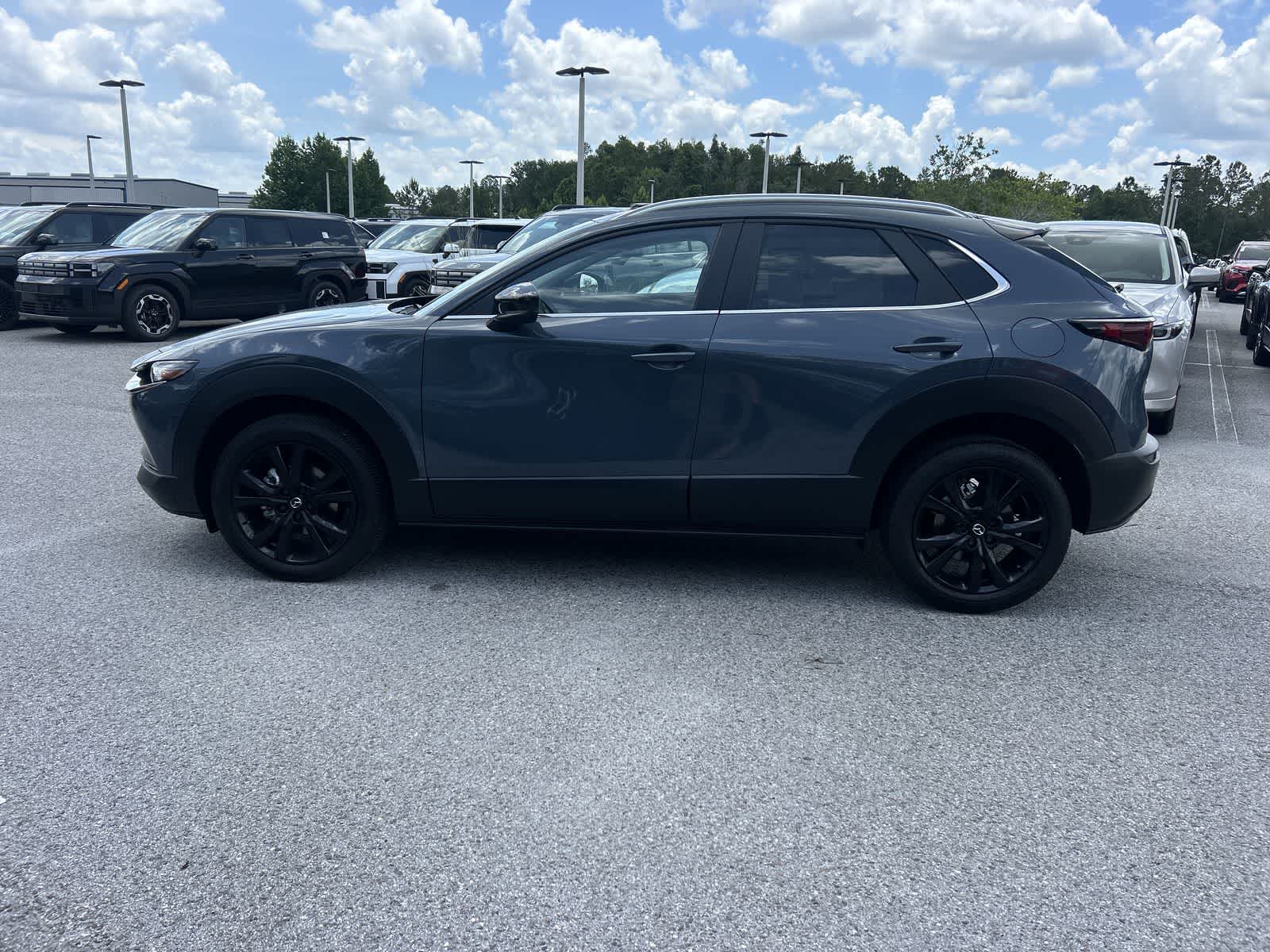 2025 Mazda CX-30 Carbon 2
