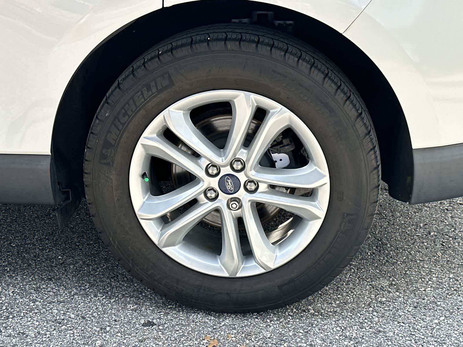 Thumbnail: 2019 Ford Edge - 8
