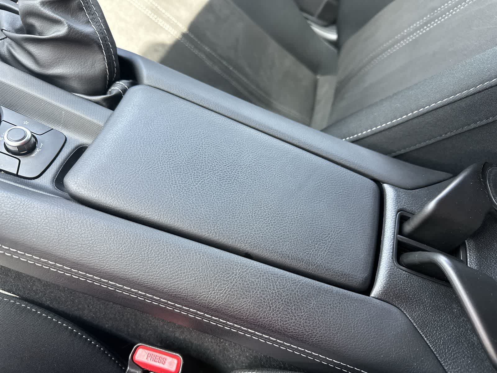 Thumbnail: 2025 Mazda MX-5 Miata - 18