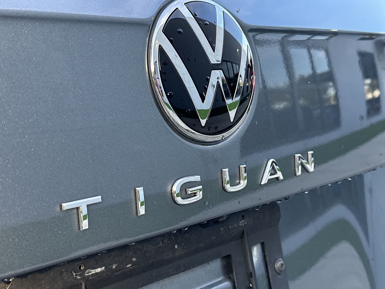 Thumbnail: 2022 Volkswagen Tiguan - 7