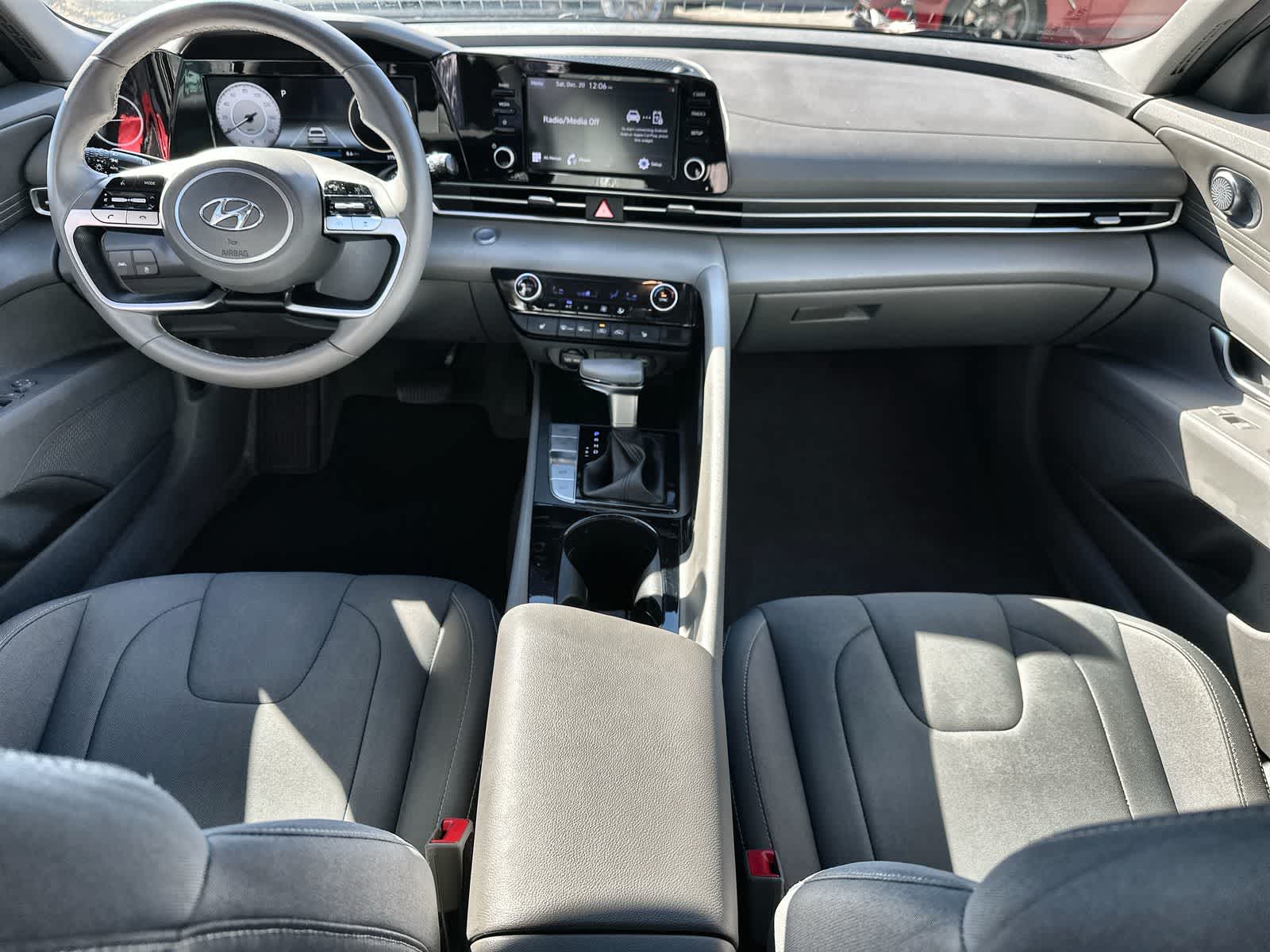 Thumbnail: 2021 Hyundai Elantra - 10