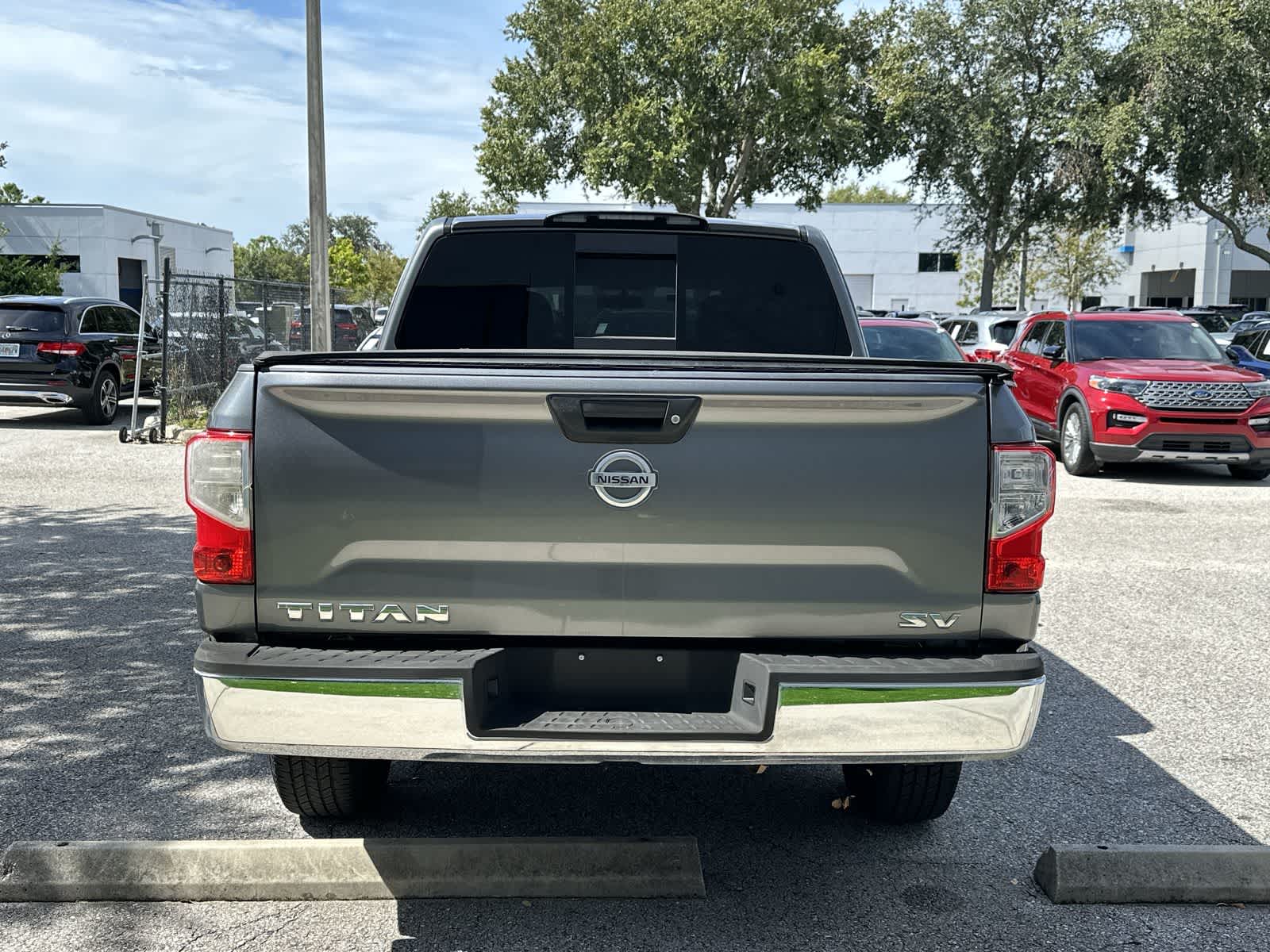 Thumbnail: 2017 Nissan Titan - 4