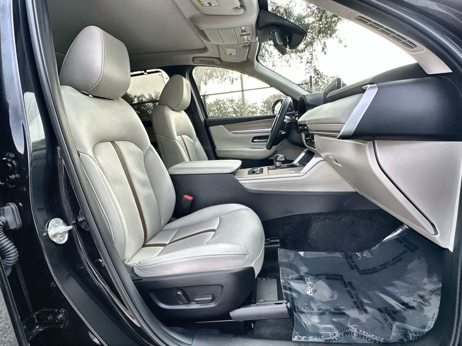 Thumbnail: 2025 Mazda CX-90 - 14