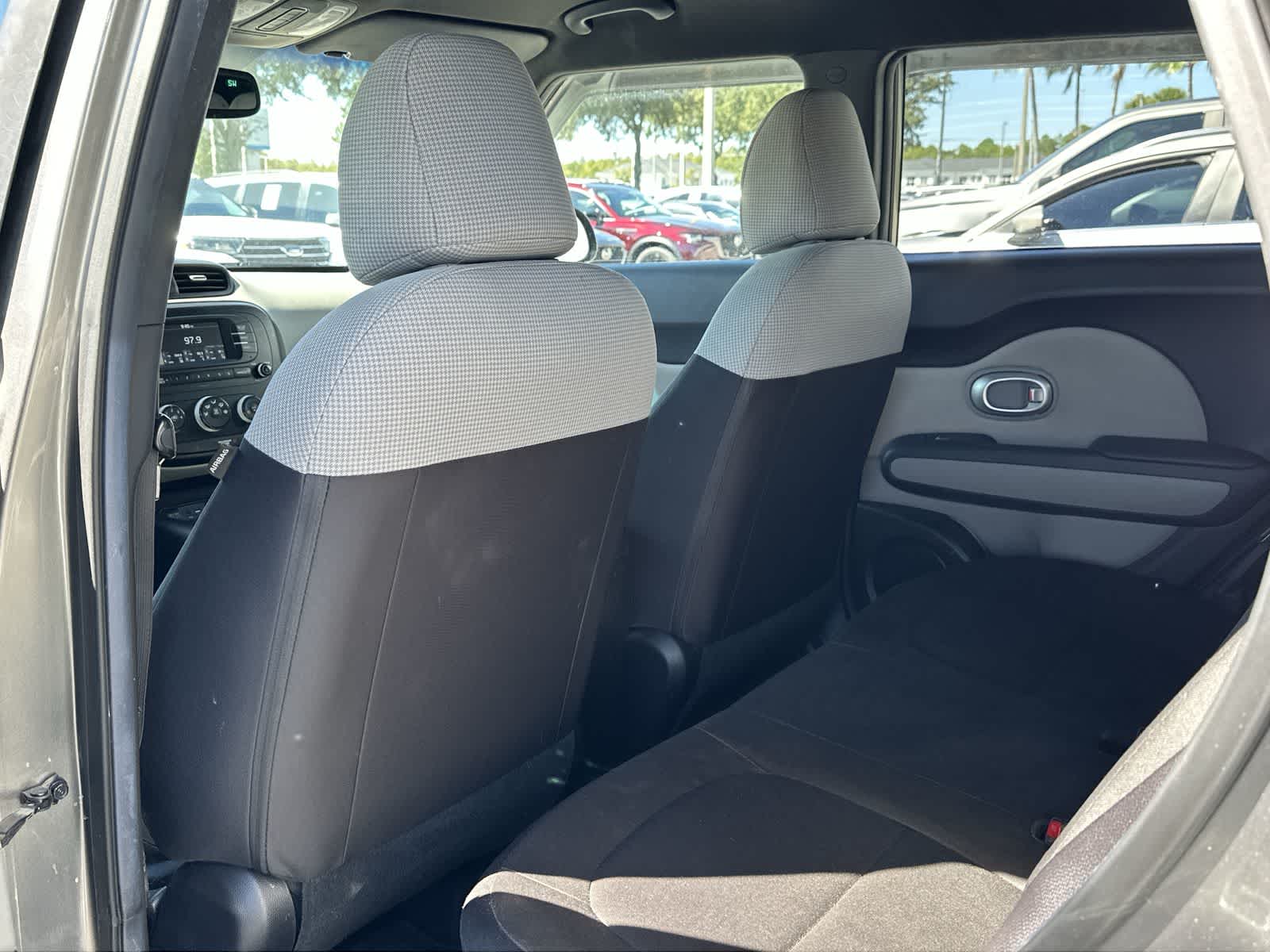 Thumbnail: 2017 Kia Soul - 12