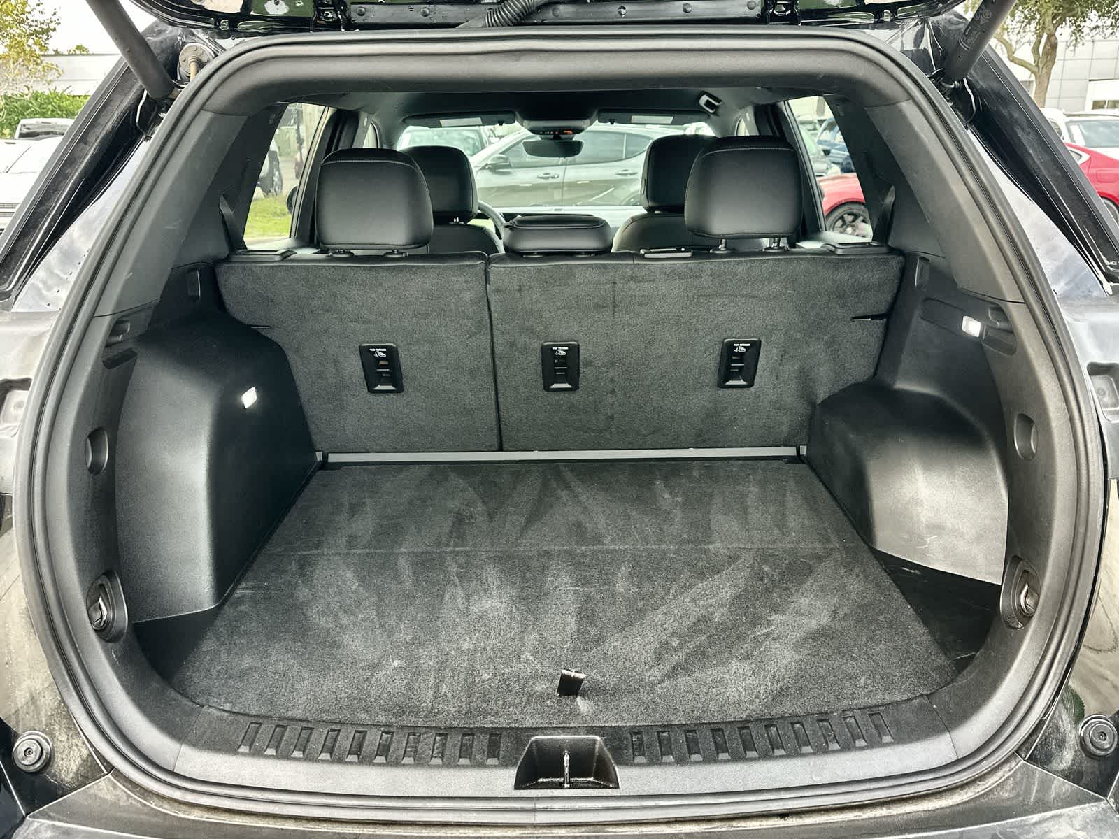 Thumbnail: 2024 Mazda CX-50 - 19