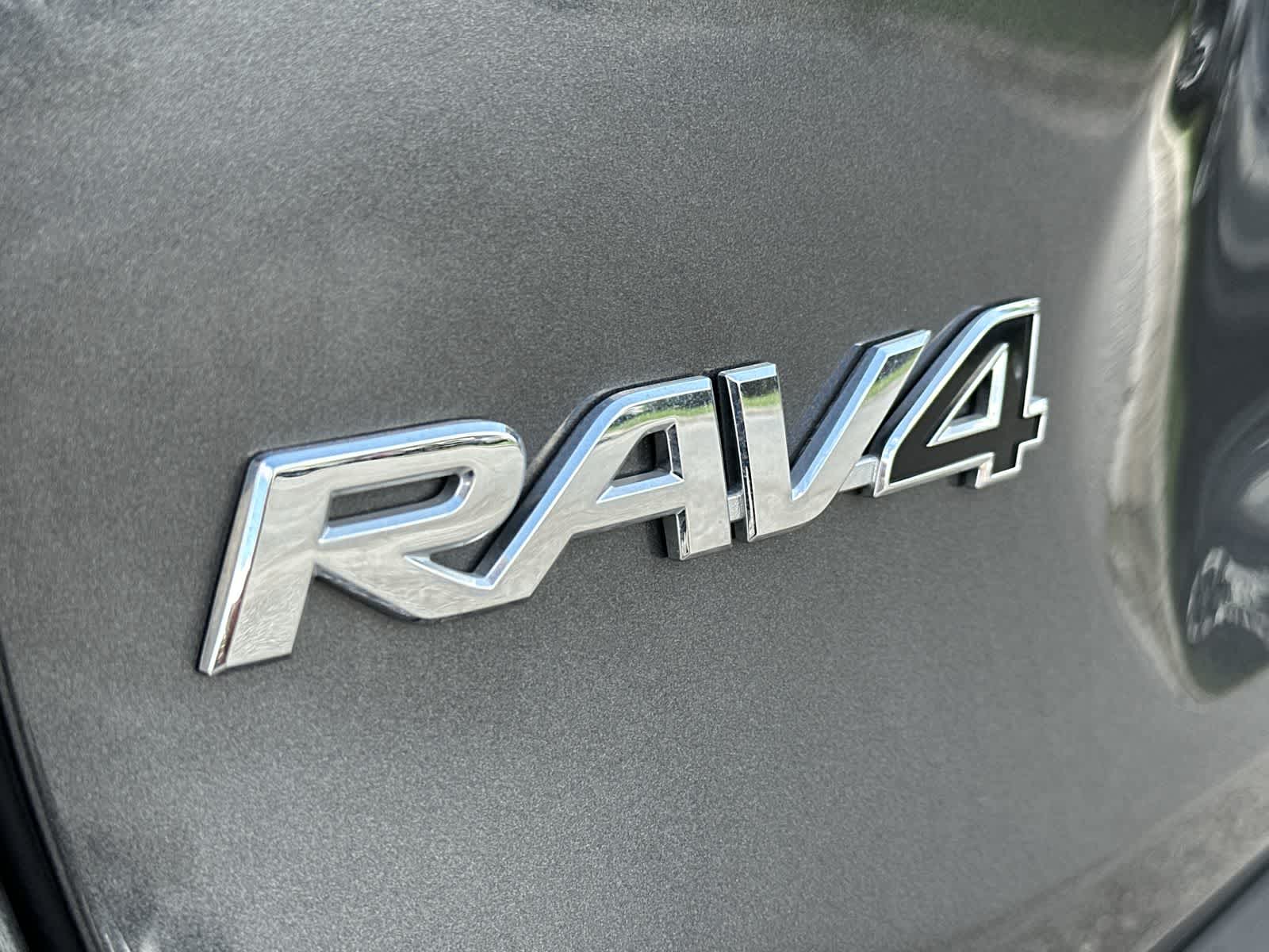 Thumbnail: 2023 Toyota RAV4 - 6