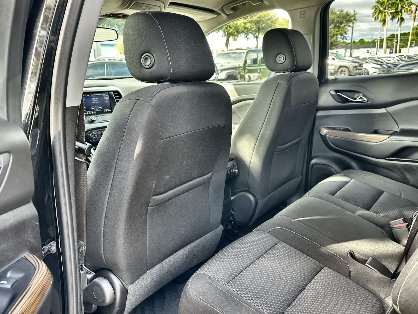 Thumbnail: 2022 GMC Acadia - 12