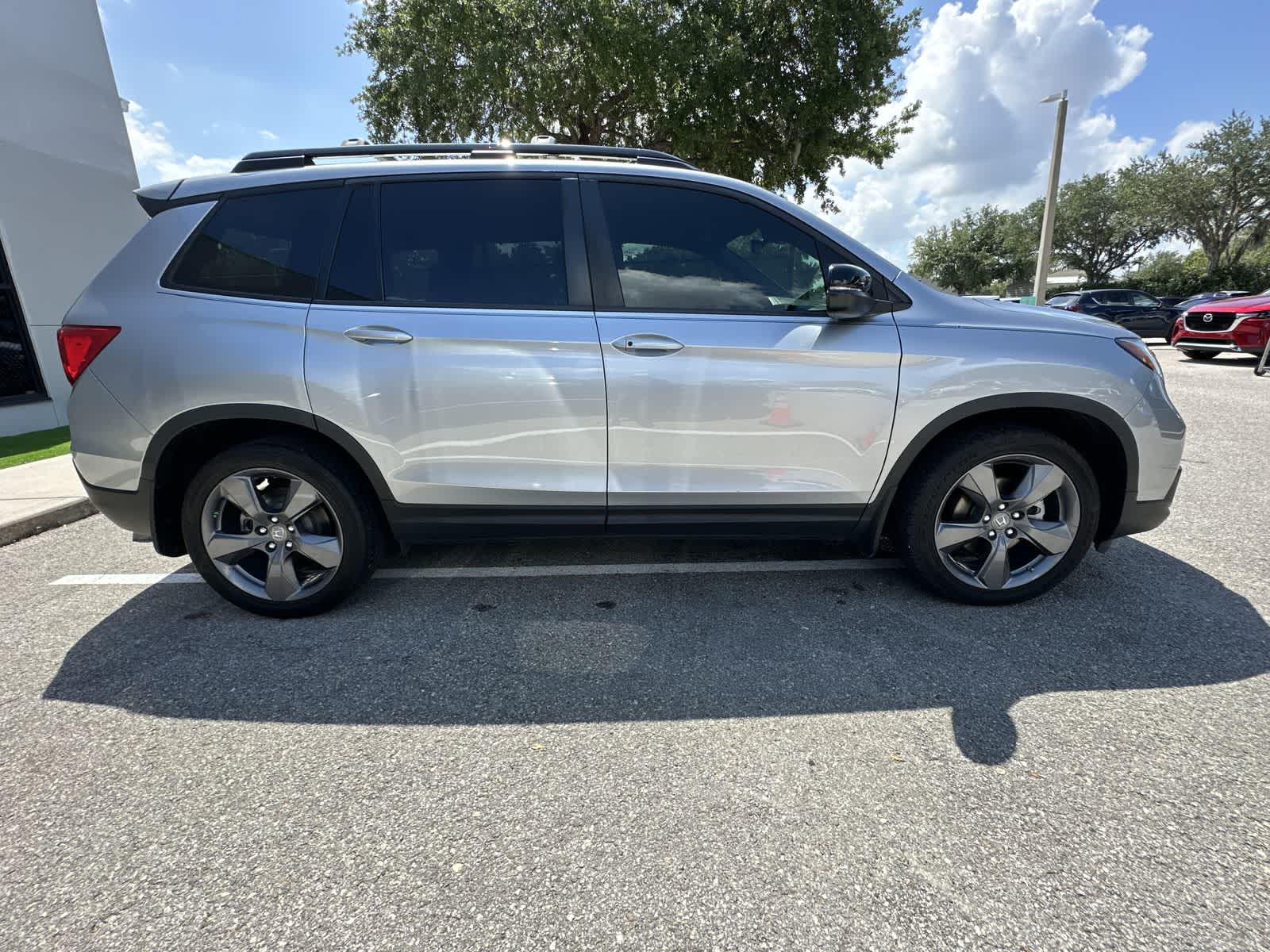 Thumbnail: 2019 Honda Passport - 10