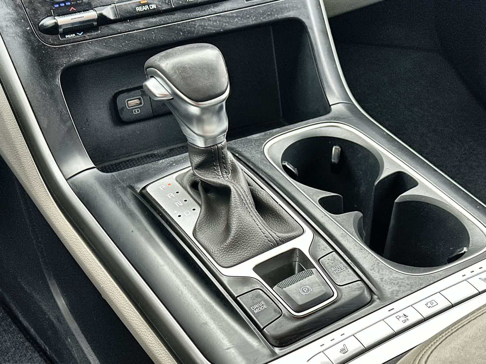 Thumbnail: 2024 Kia Carnival - 17