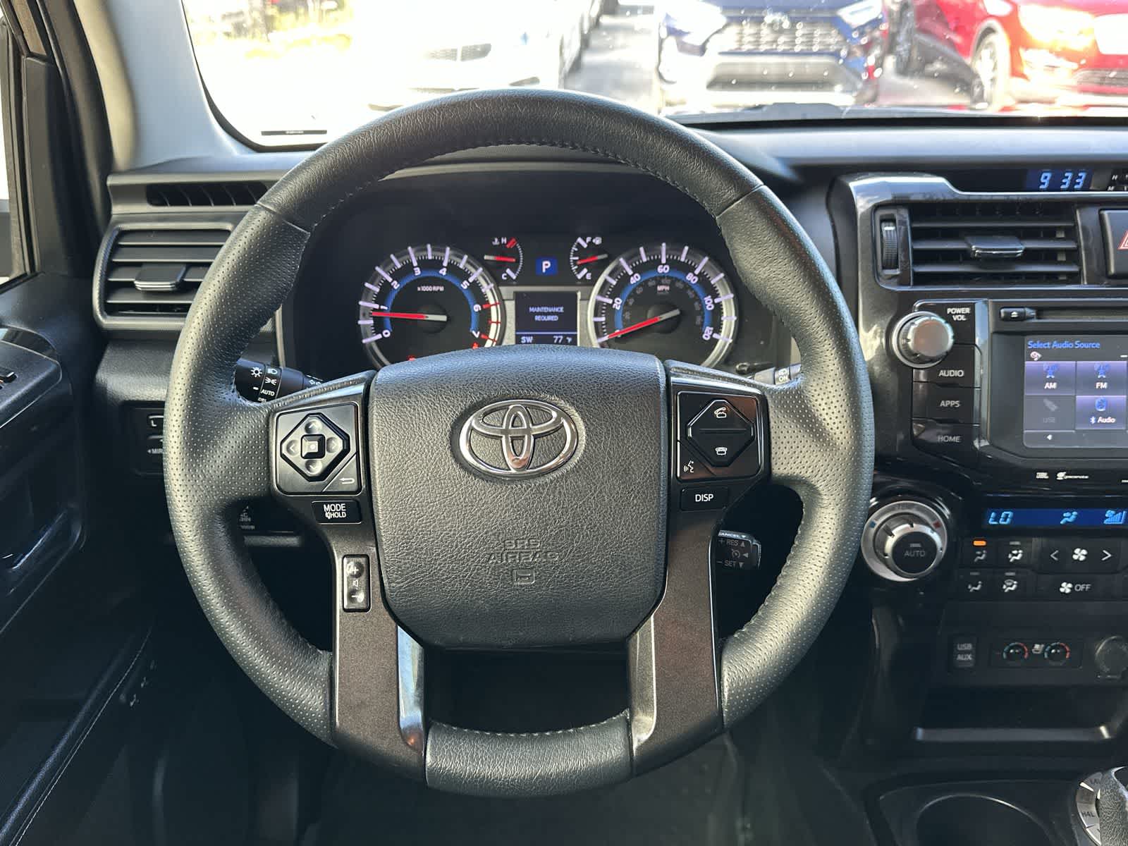 Thumbnail: 2019 Toyota 4Runner - 15