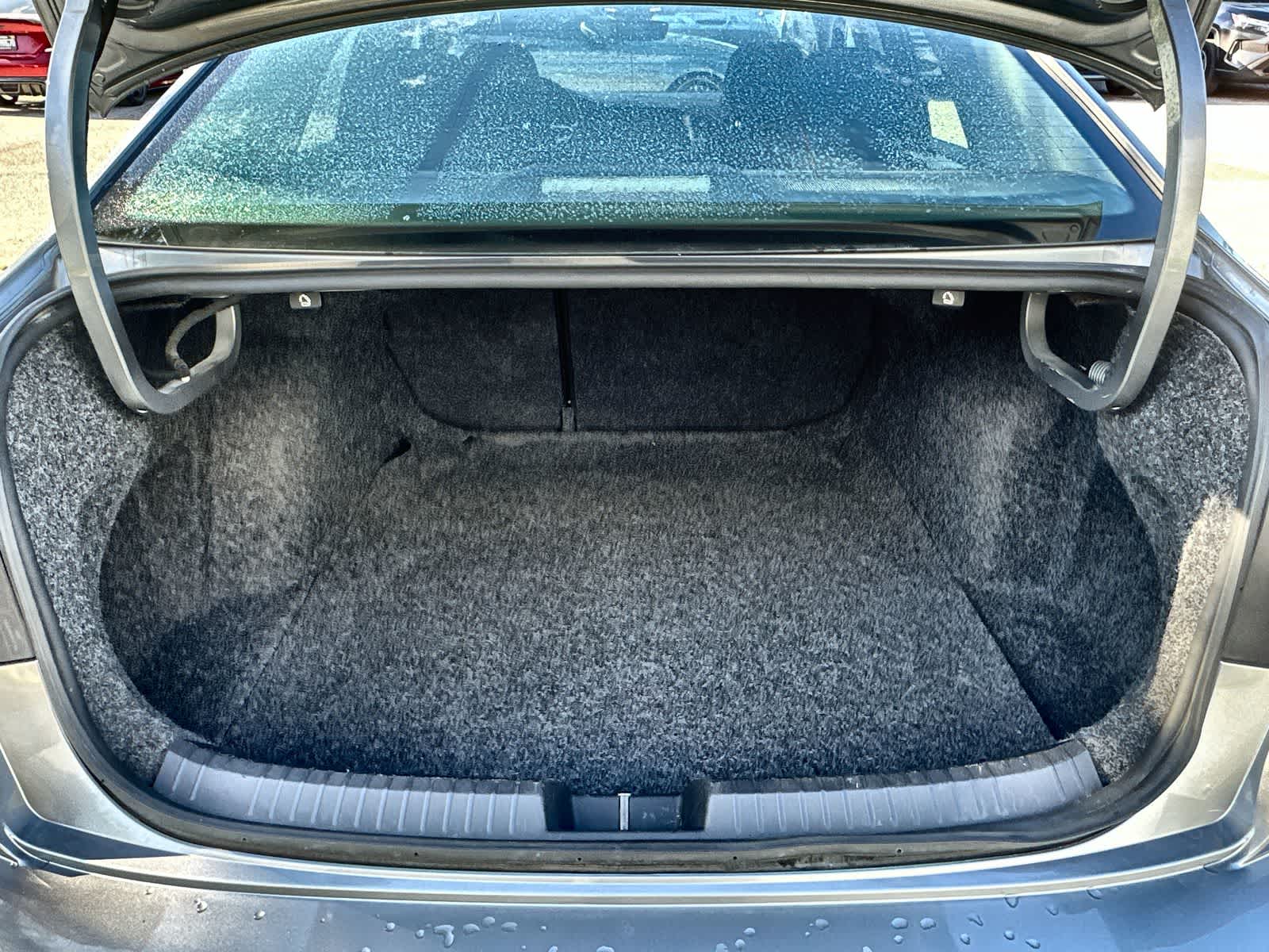 Thumbnail: 2024 Volkswagen Jetta - 19