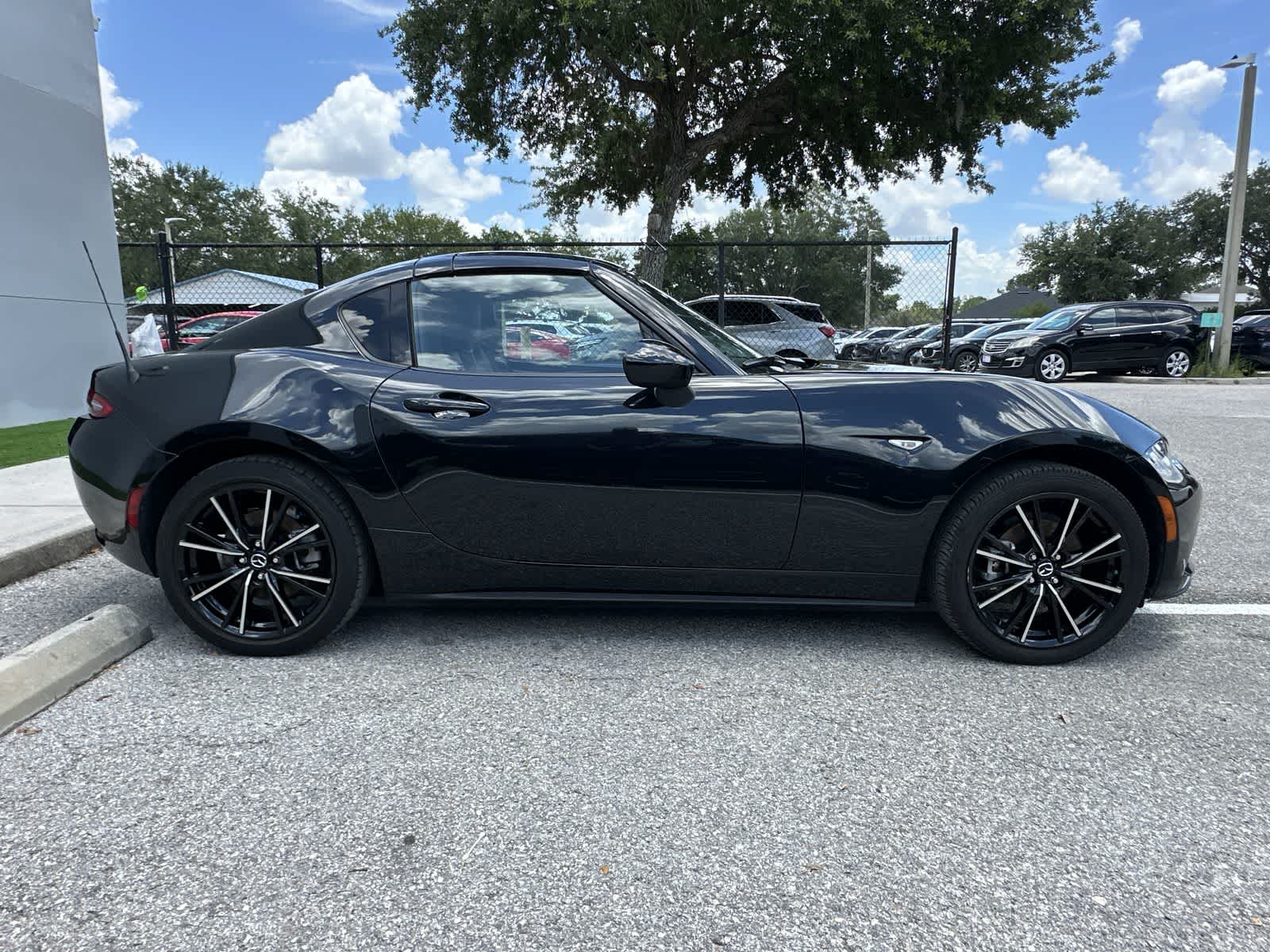 Thumbnail: 2025 Mazda MX-5 Miata - 9