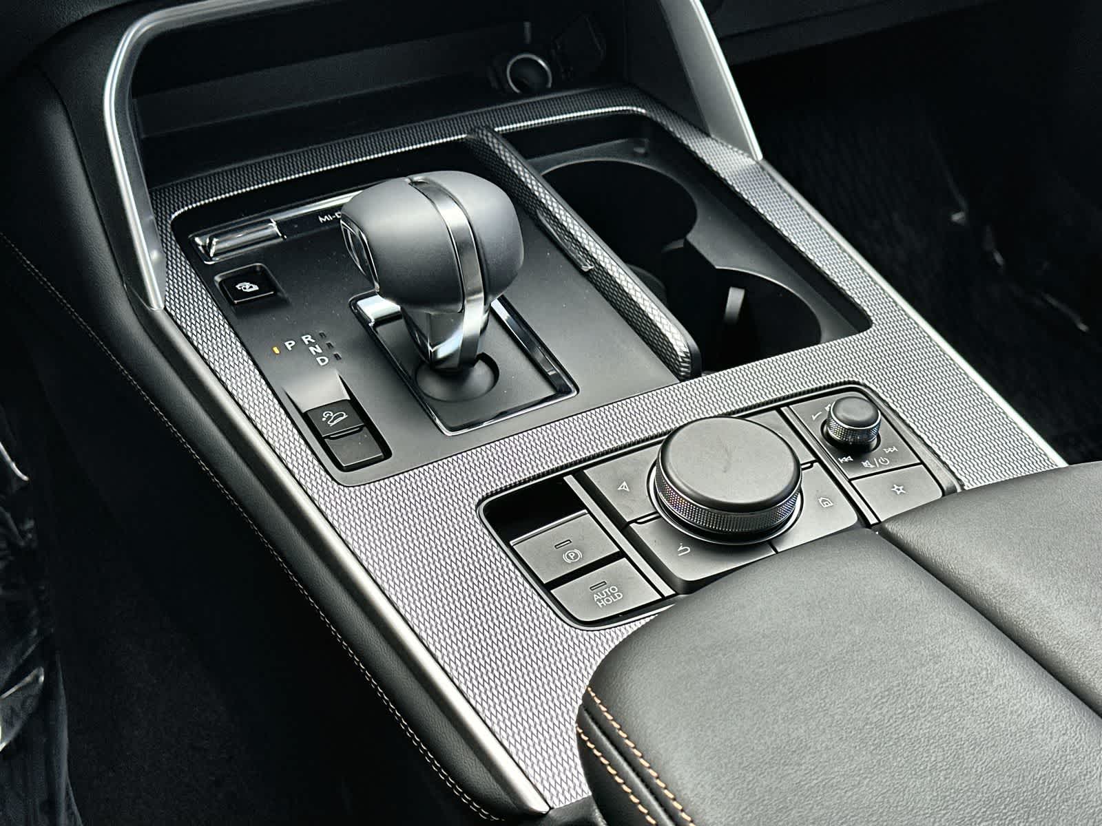 Thumbnail: 2026 Mazda CX-90 - 17