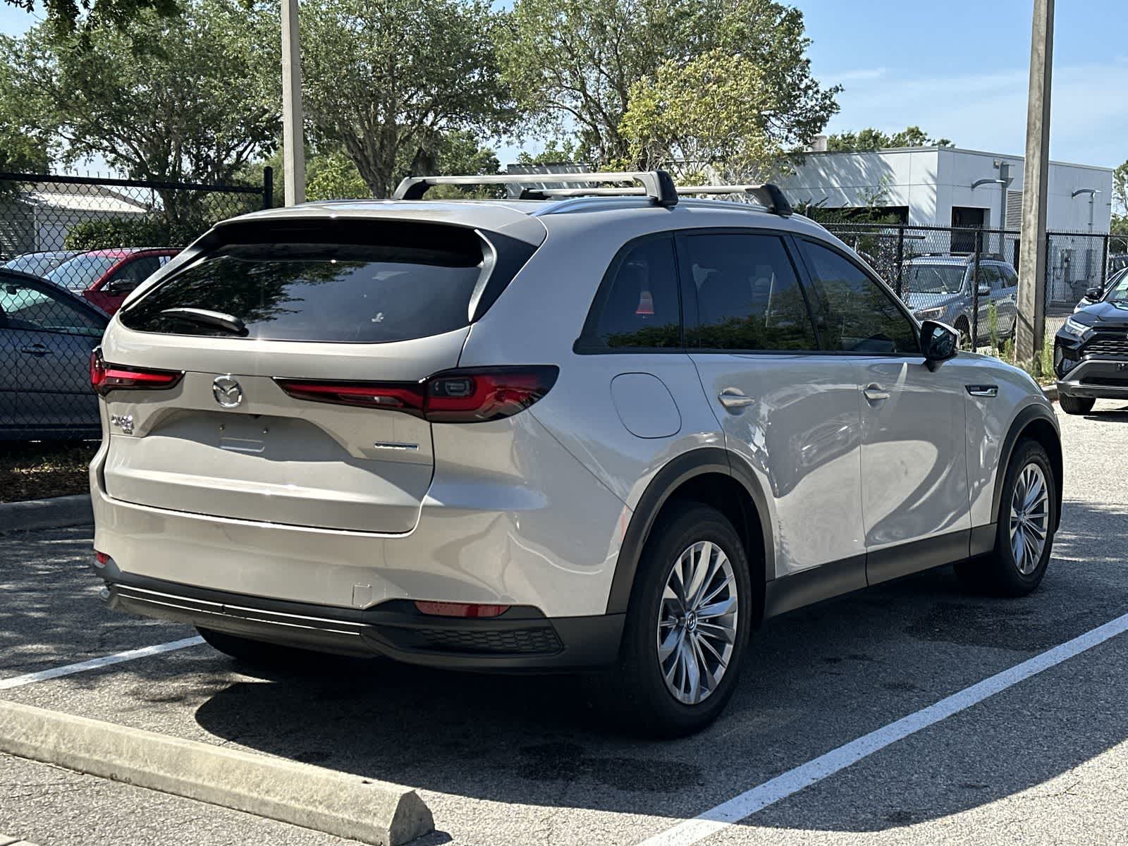 Thumbnail: 2024 Mazda CX-90 - 8