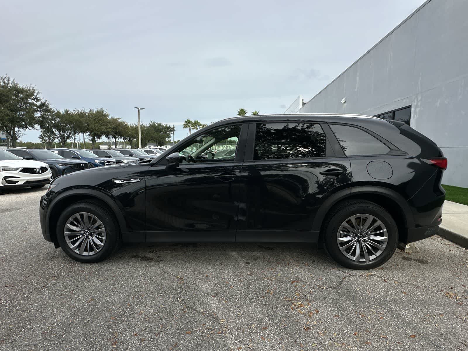 Thumbnail: 2025 Mazda CX-90 - 3