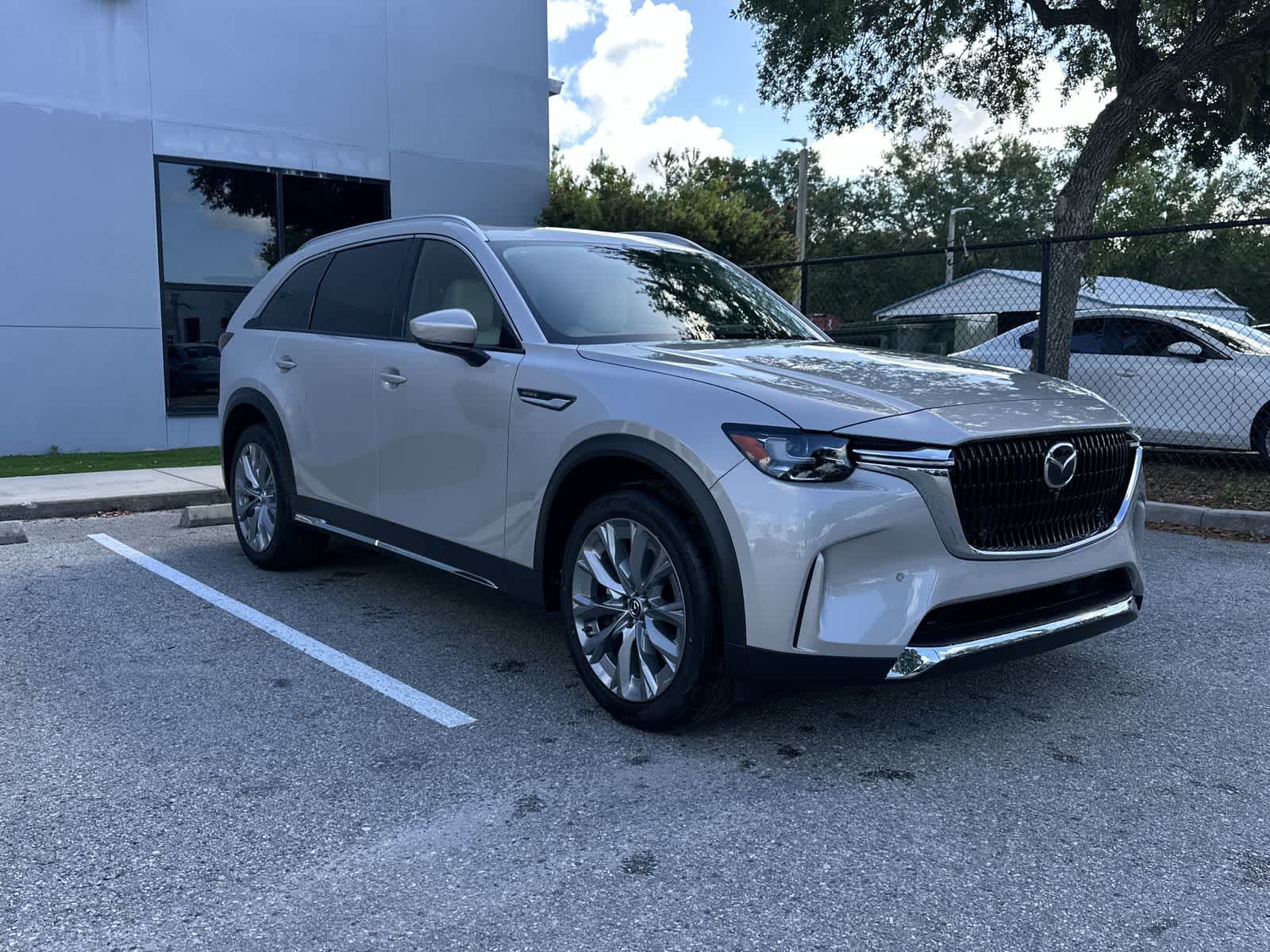 Thumbnail: 2026 Mazda CX-90 - 11