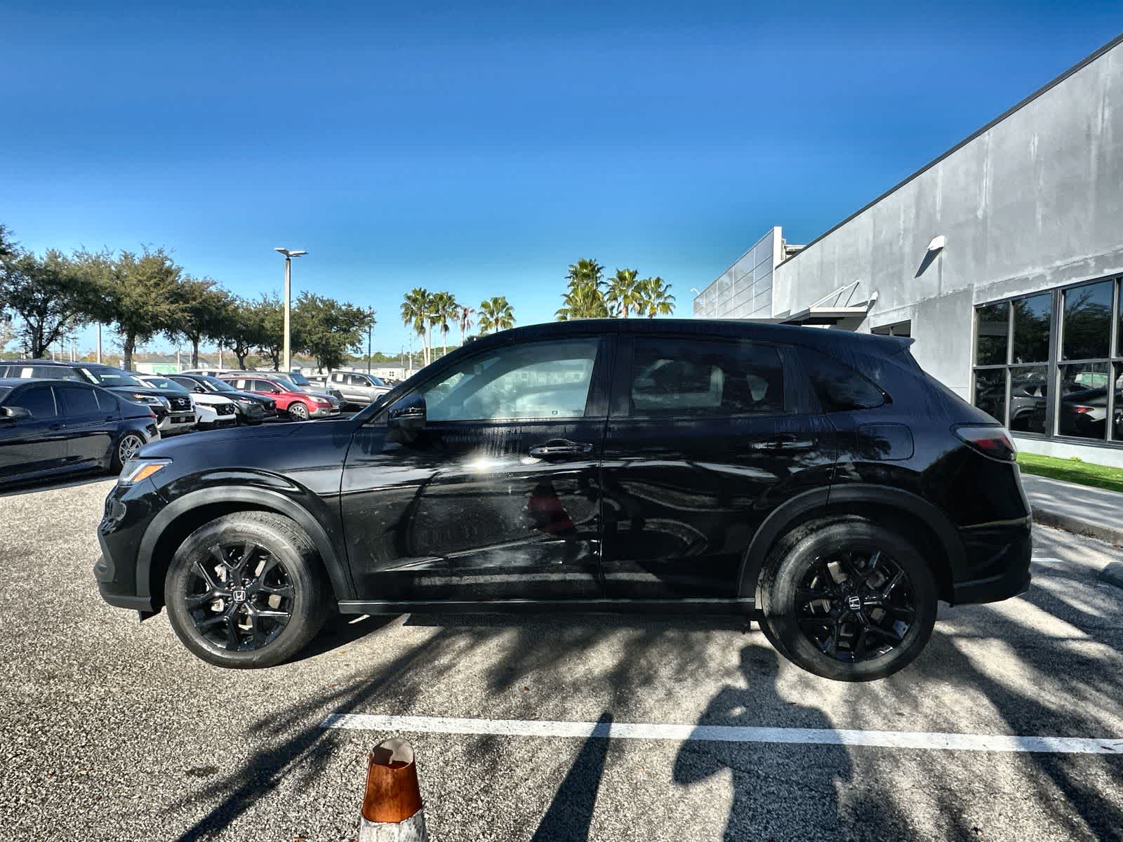 Thumbnail: 2023 Honda HR-V - 3