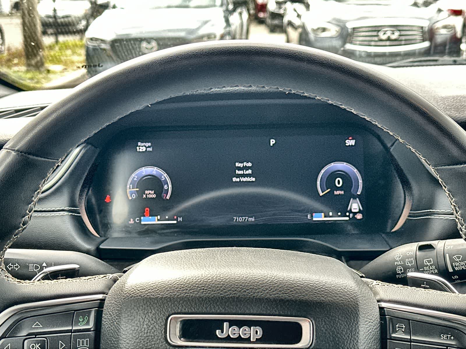 Thumbnail: 2023 Jeep Grand Cherokee - 18