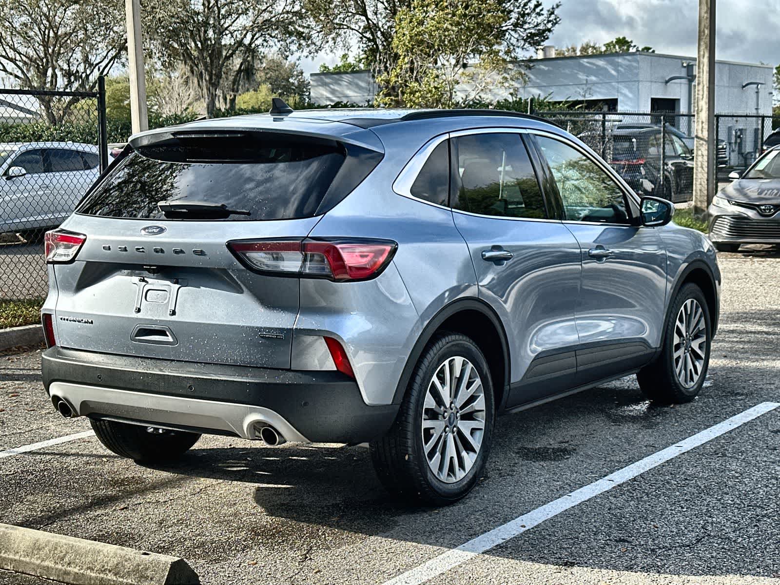 Thumbnail: 2022 Ford Escape - 8