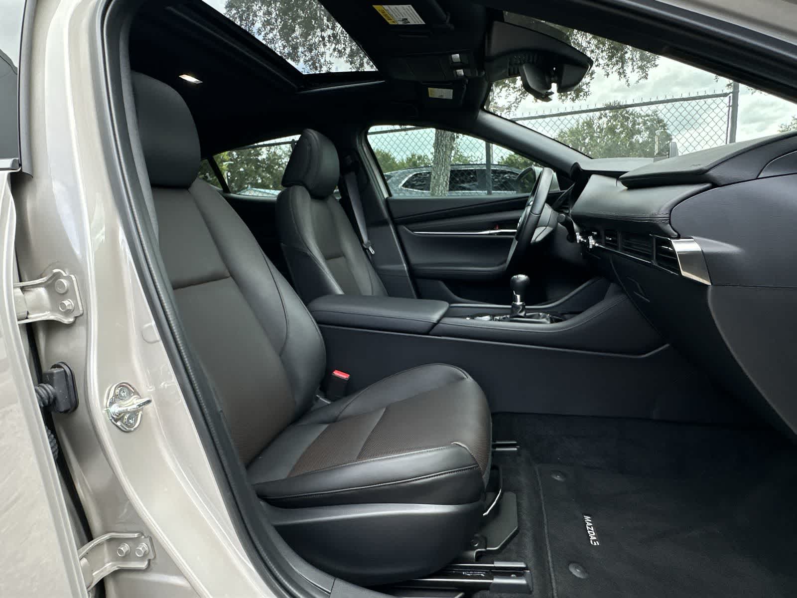 Thumbnail: 2025 Mazda Mazda3 - 14