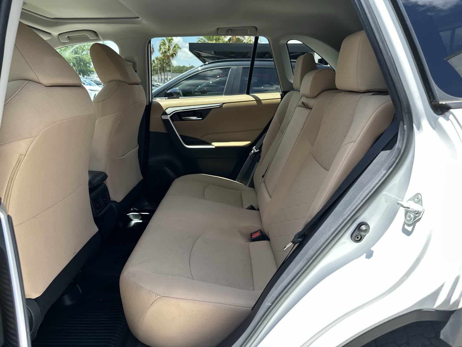 Thumbnail: 2019 Toyota RAV4 - 4