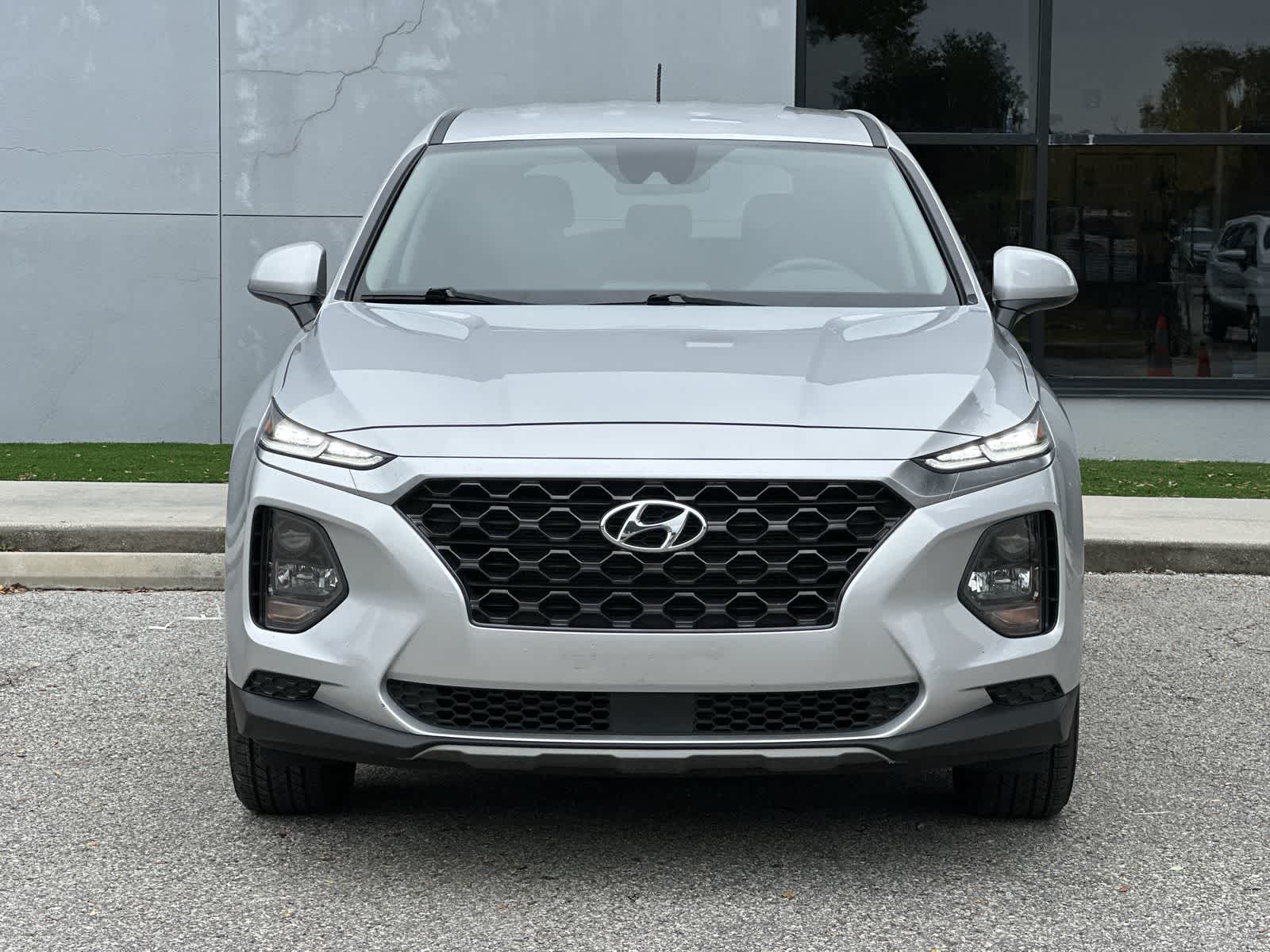 Thumbnail: 2019 Hyundai Santa Fe - 6