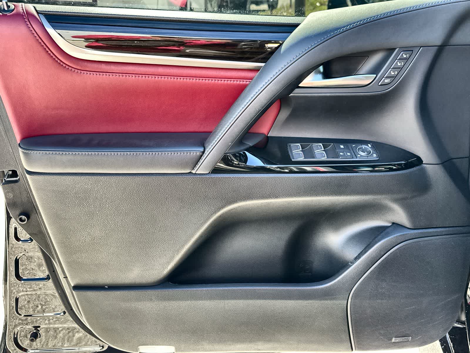 Thumbnail: 2021 Lexus LX - 18