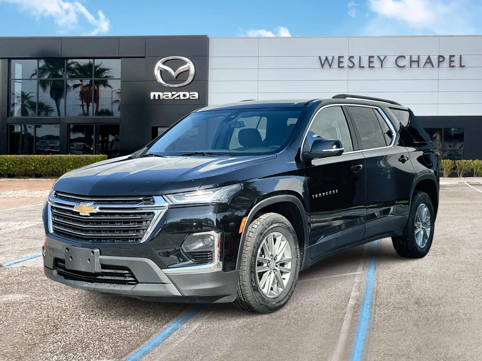 Thumbnail: 2022 Chevrolet Traverse - 1