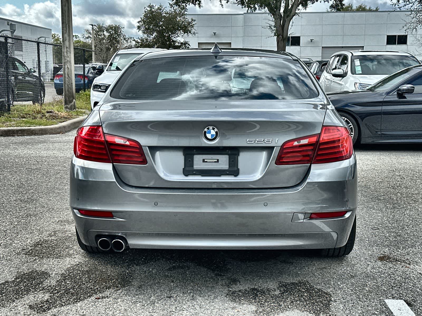 Thumbnail: 2015 BMW 5 Series - 7