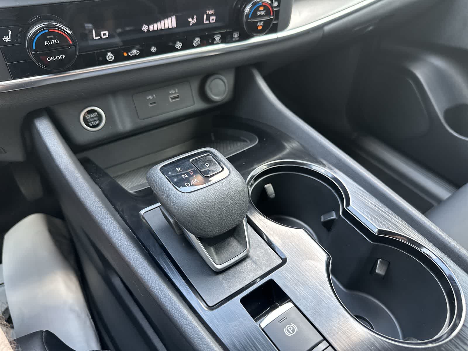 Thumbnail: 2023 Nissan Rogue - 22
