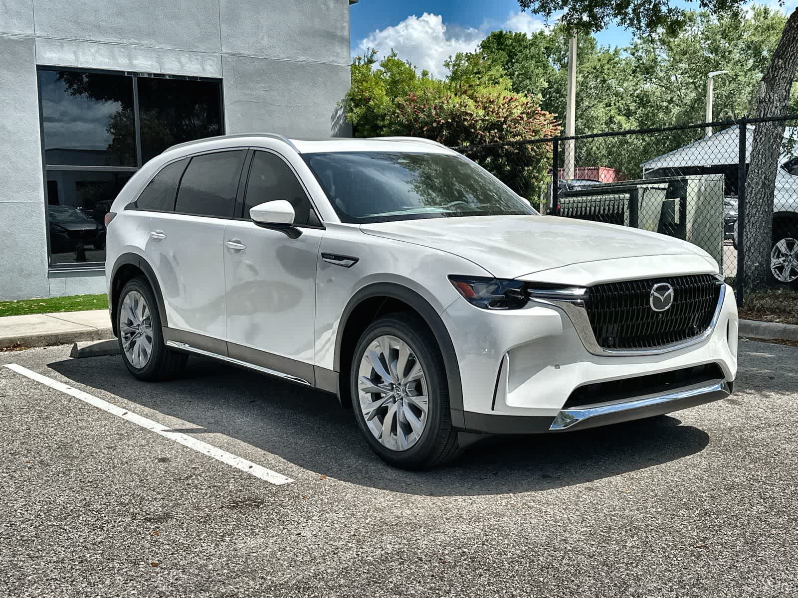 Thumbnail: 2026 Mazda CX-90 - 10
