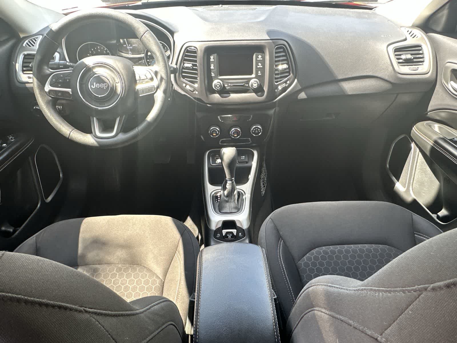 Thumbnail: 2018 Jeep Compass - 10