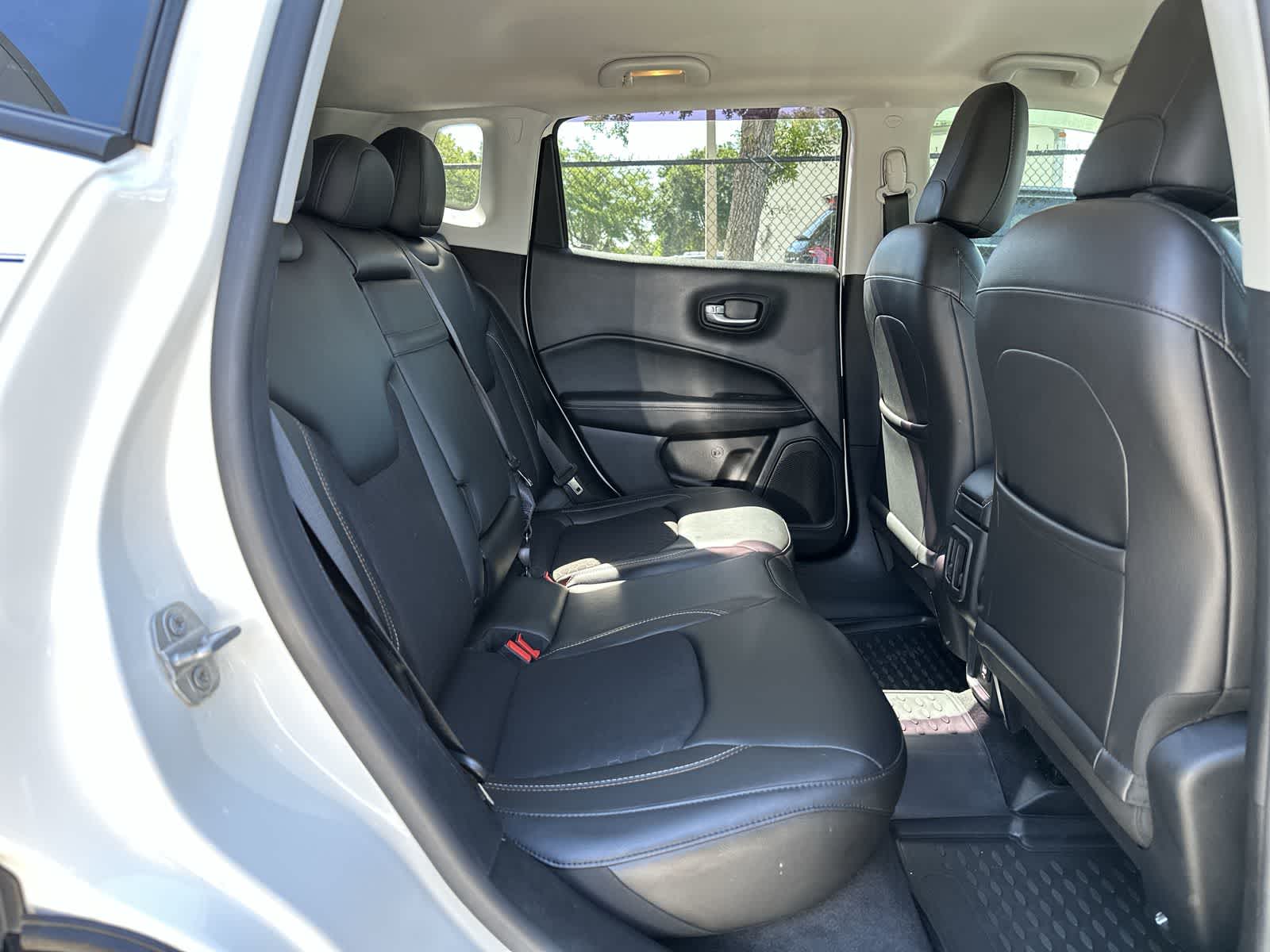 Thumbnail: 2018 Jeep Compass - 19