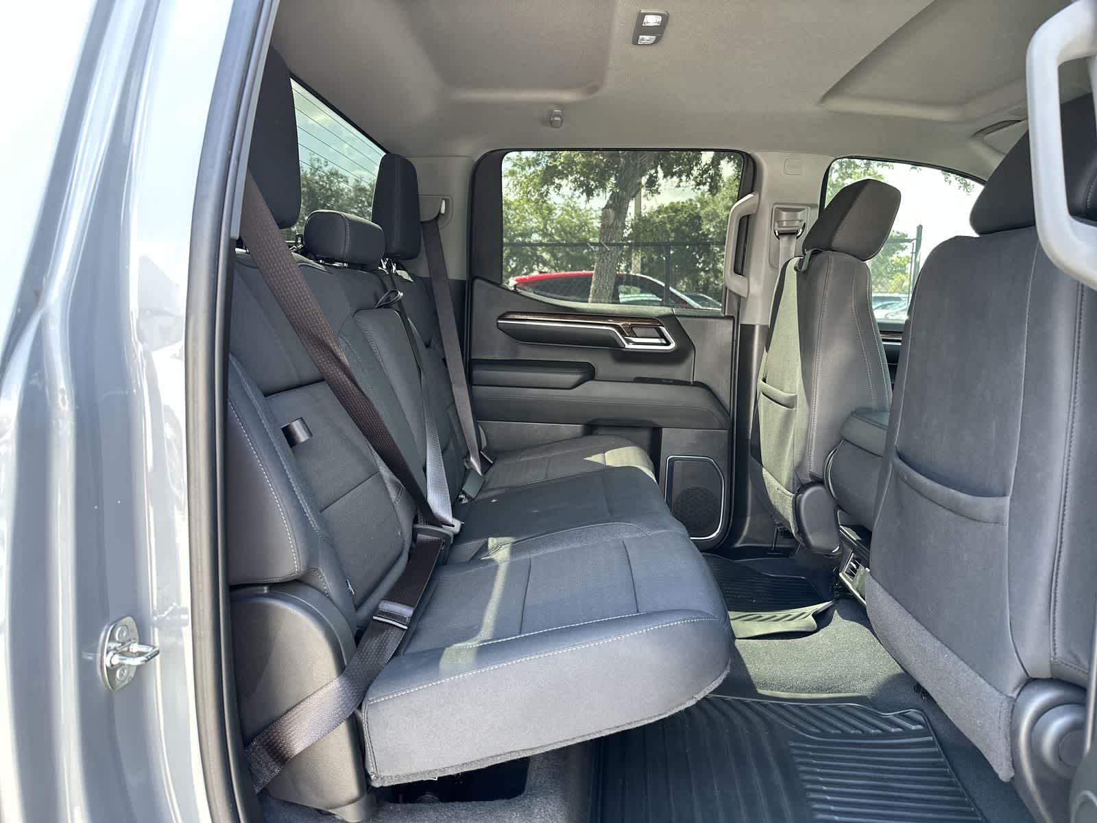 Thumbnail: 2024 GMC Sierra 1500 - 19