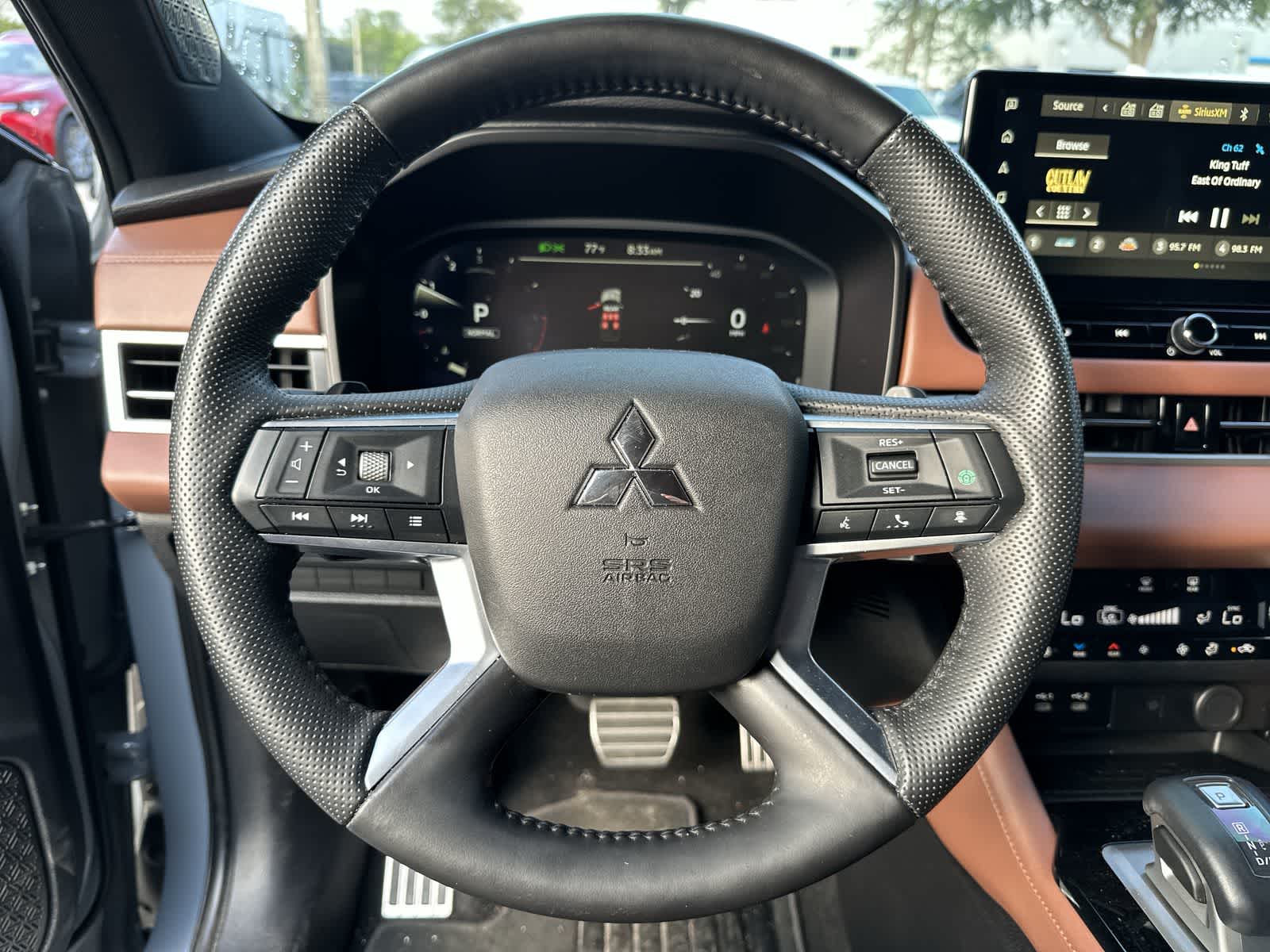 Thumbnail: 2025 Mitsubishi Outlander - 21